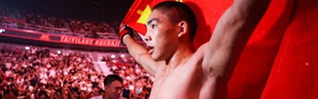 开云APP-UFC格斗之夜上海靠啥晋级“D”赛事，成功前提是十六年磨一剑培育市场！|综合格斗|MMA|石铭|米兰冬奥会|训练_新浪体育_新浪新闻
