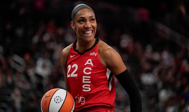 王牌的王牌！阿贾常规赛场均得到23.4分10.2板3.1次助3.9断&amp;amp;帽